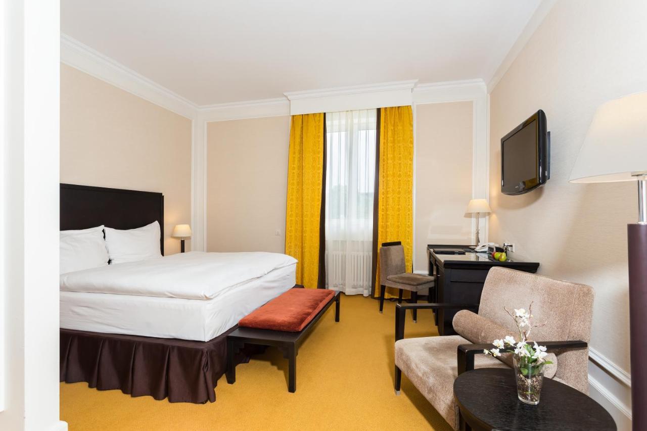 Hotel Euler Basel Exteriör bild